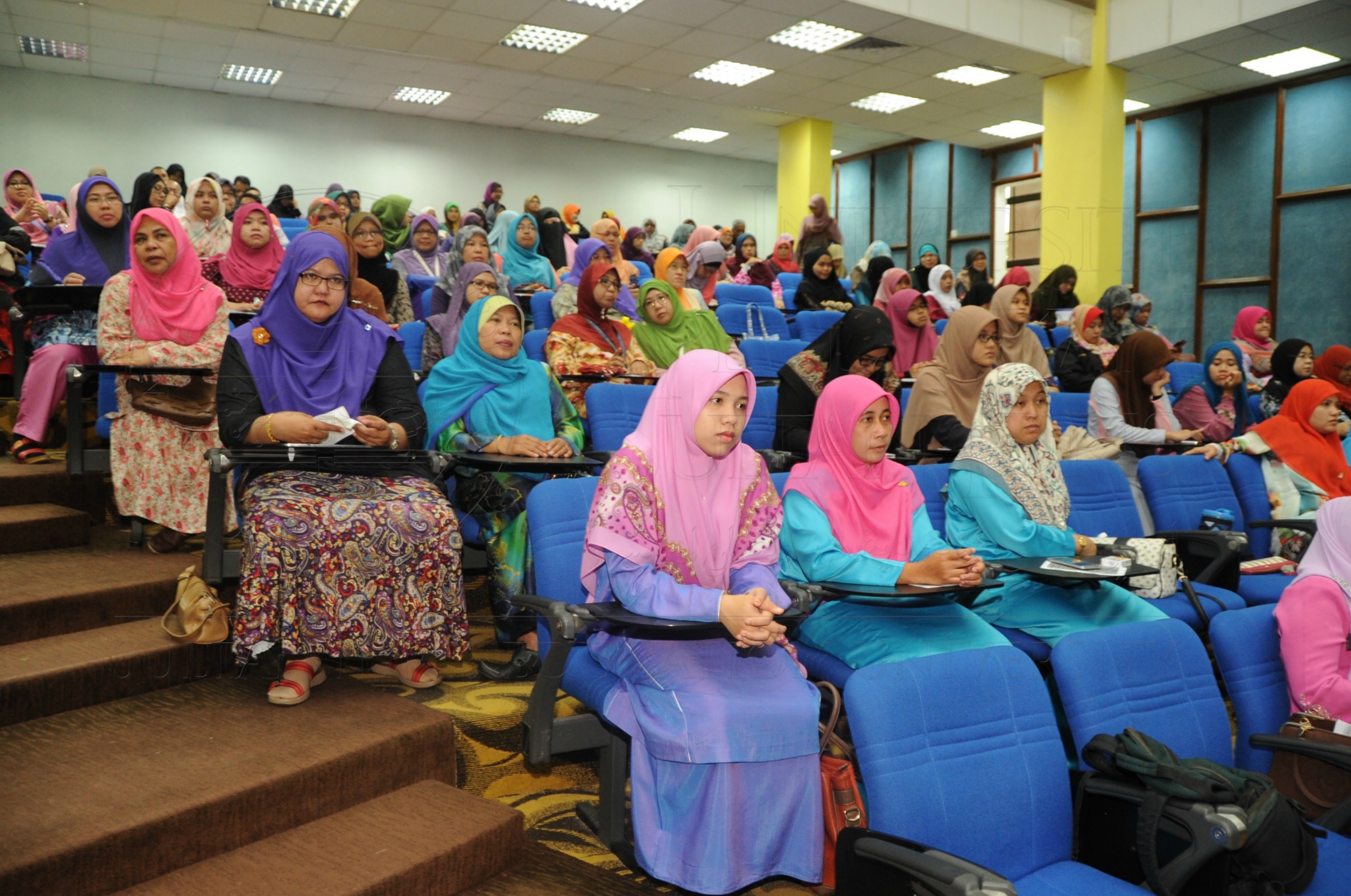 PRO 16 1 MAULIDUR HAS 7369